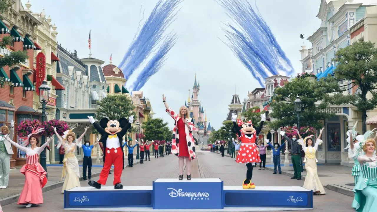 UK Lockdown Forces People to Miss Disneyland Paris Feb Reopening