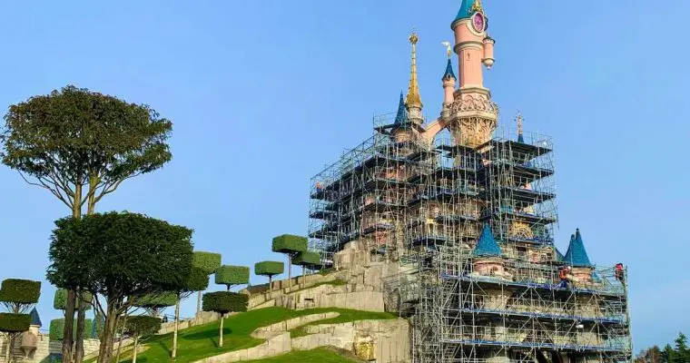 PHOTOS : Sleeping Beauty Castle Refurbishment and Main Street USA Gazebo Renovation at Disneyland Paris