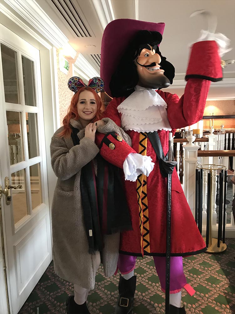 The Best Character Dining at Disneyland Paris Guide to Character Dining