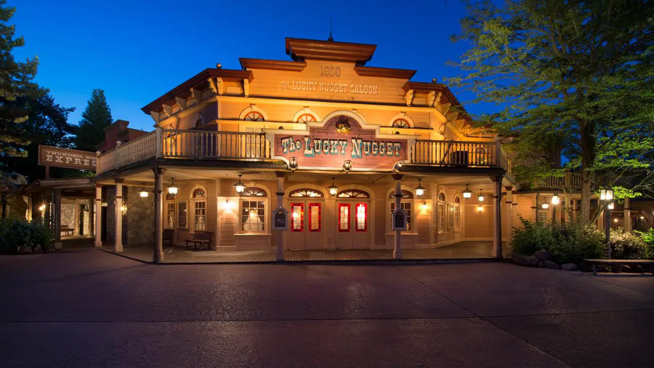 The Lucky Nugget reopens at Disneyland Paris with an updated menu!