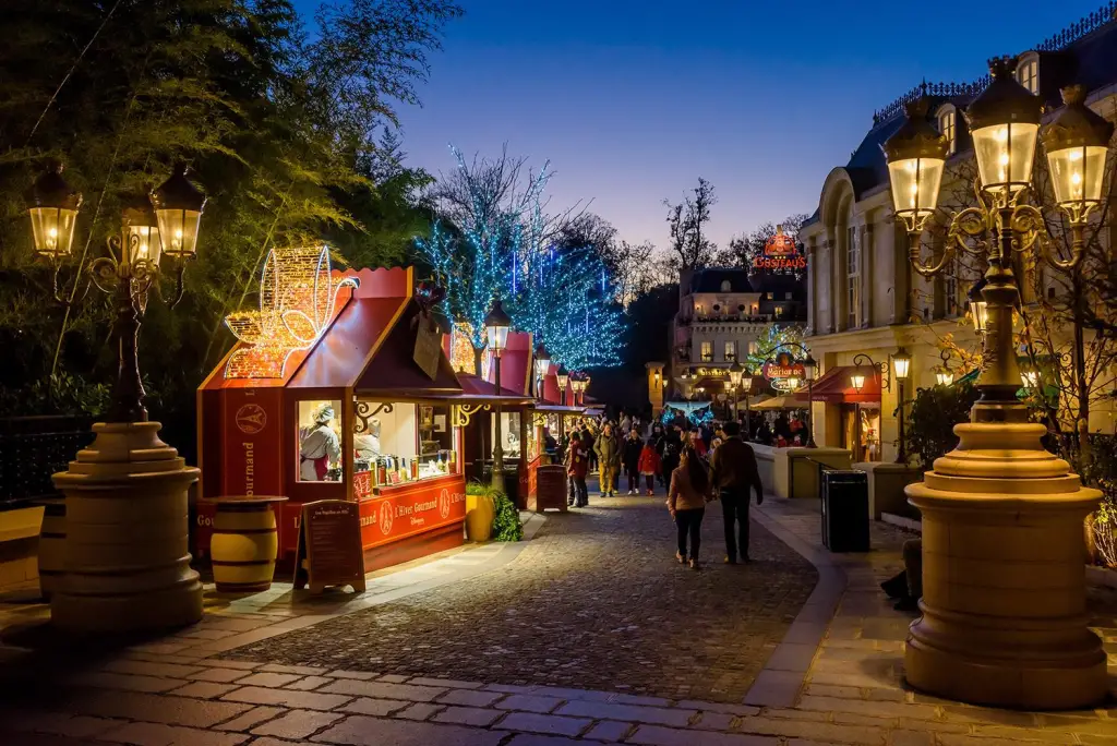 L’Hiver Gourmand Returns to the Walt Disney Studios, with Chalets inside Disneyland Park too!