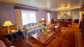 Presidential Suite hotel newport bay club disneyland paris