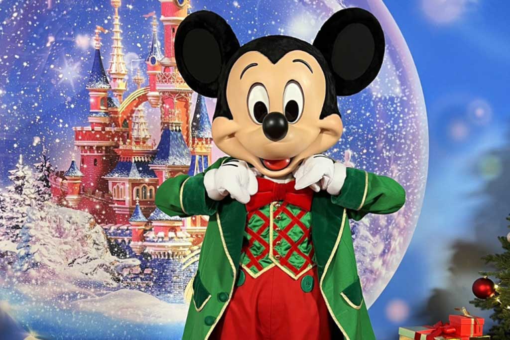 Disneyland Paris Christmas Character Meet and Greets Mickey Mouse