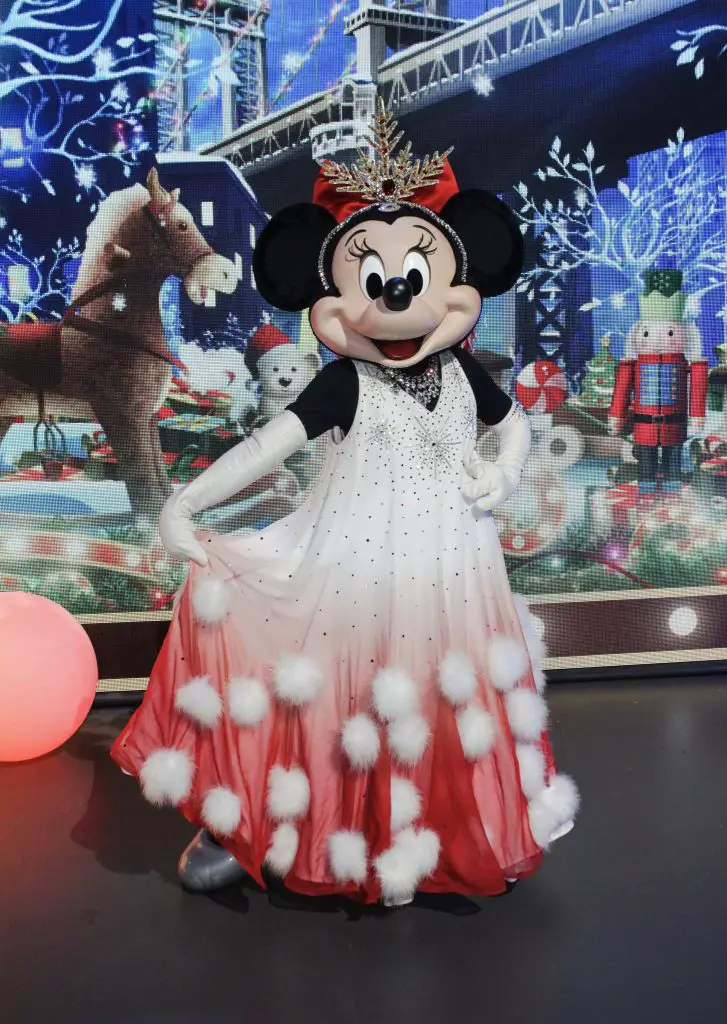 Disneyland Paris Christmas Character Meet and Greets Minnie Mouse