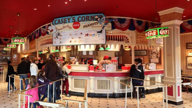 Casey’s Corner Breakfast Menu at Disneyland Paris