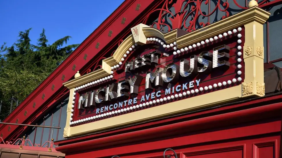 Meet Mickey Mouse closed for Refurbishment at Disneyland Paris!