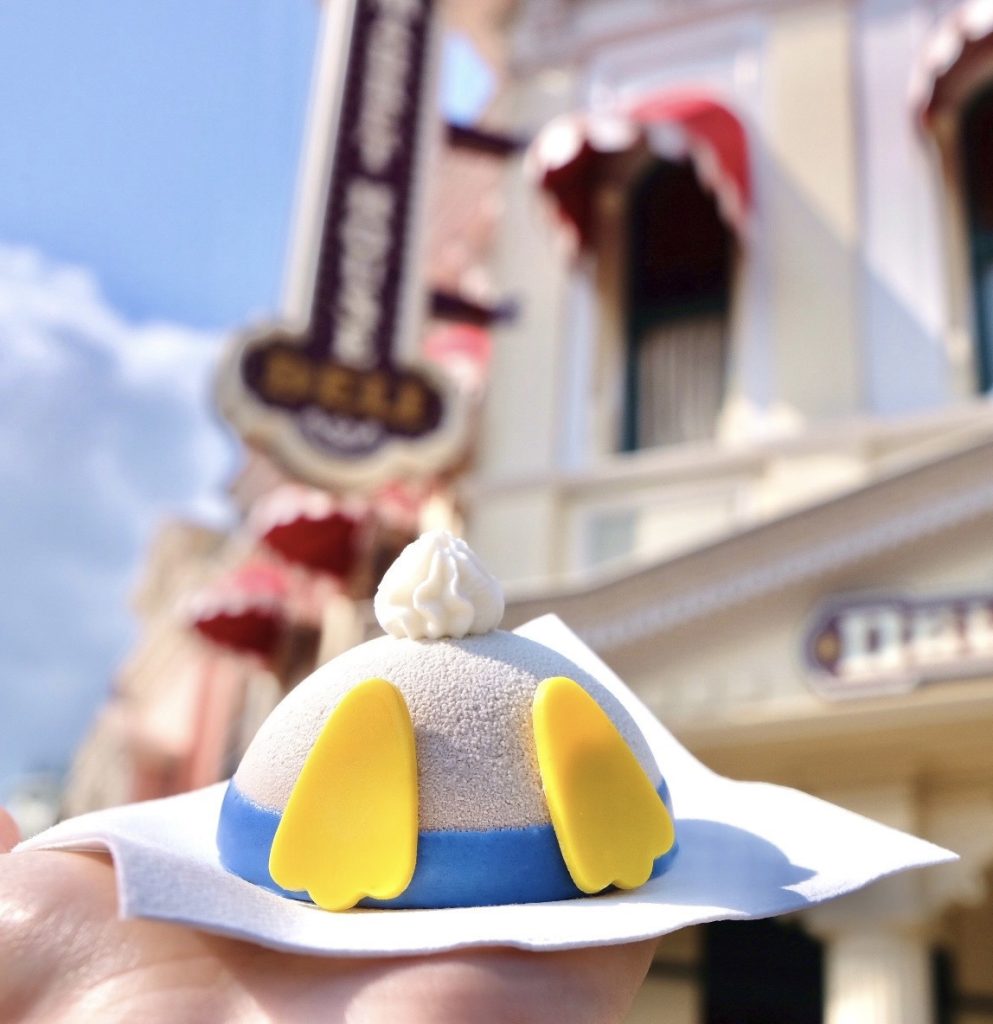 Donald Duck Birthday Cake Disneyland Paris