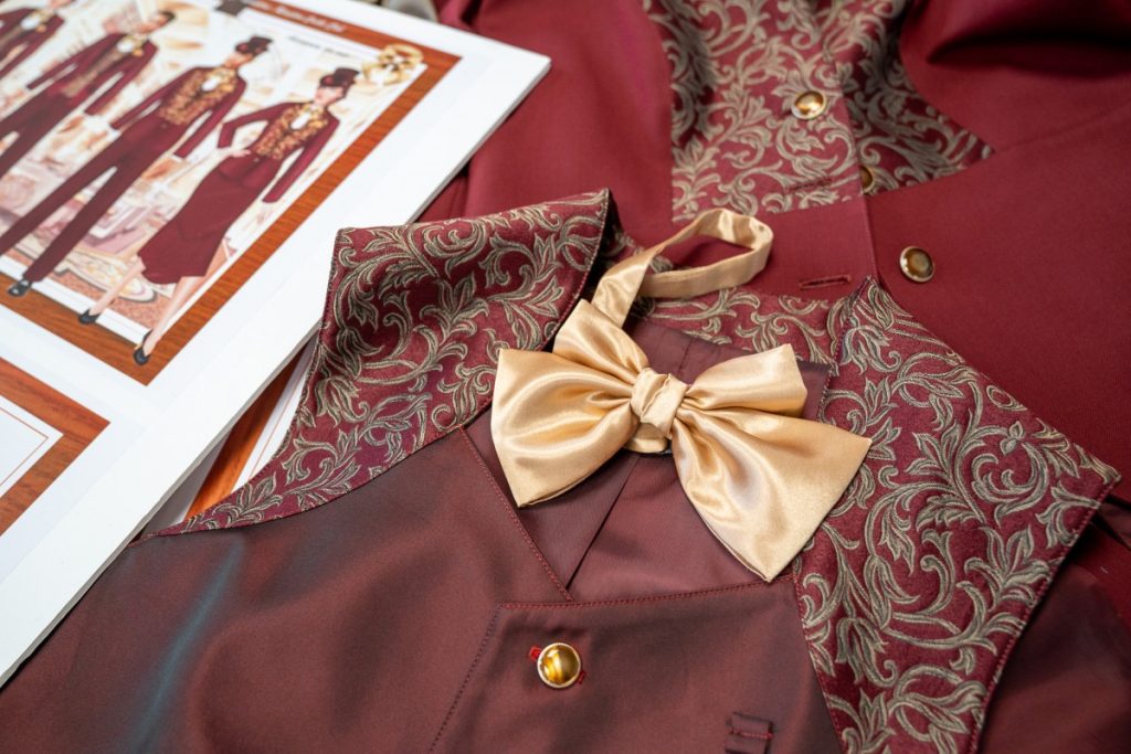 disneyland hotel - royal costumes insights