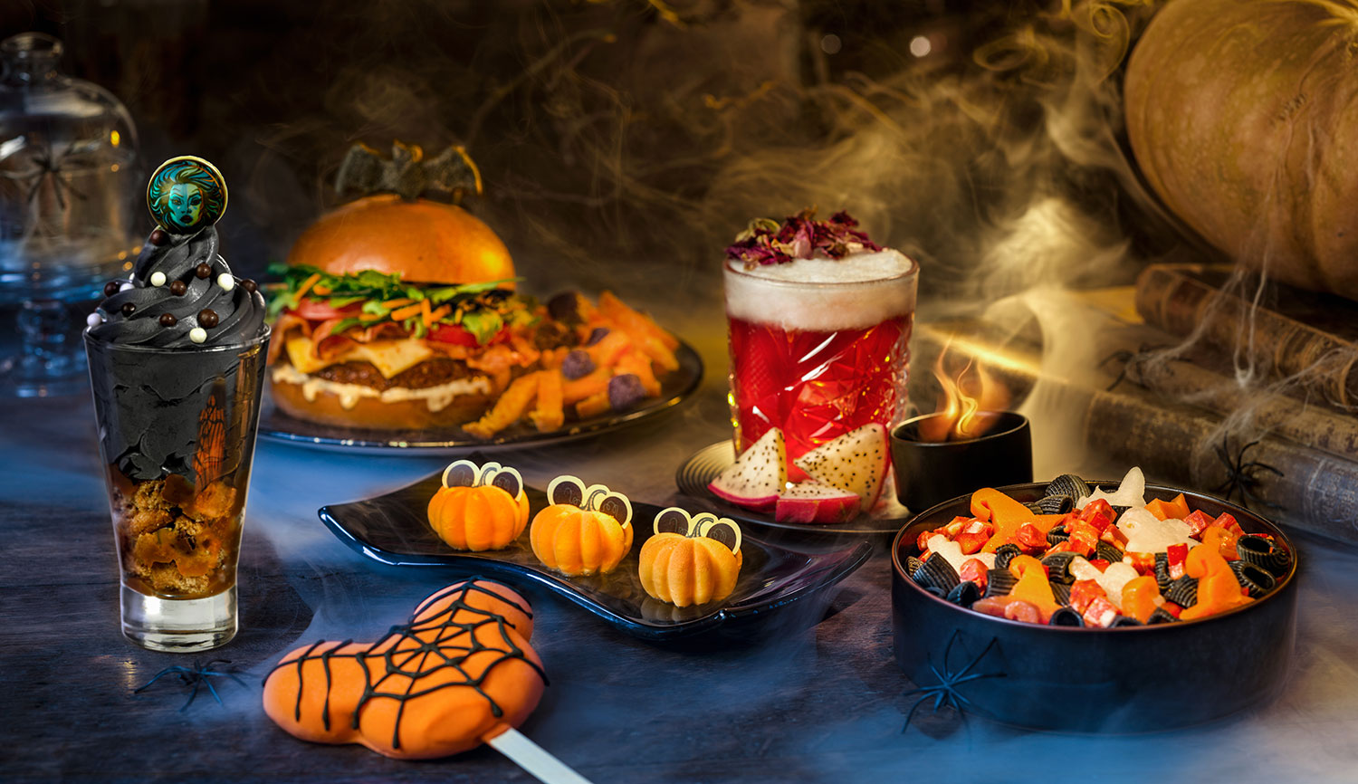 Disneyland Paris 2023 Halloween Snacks, Treats and Drinks Guide