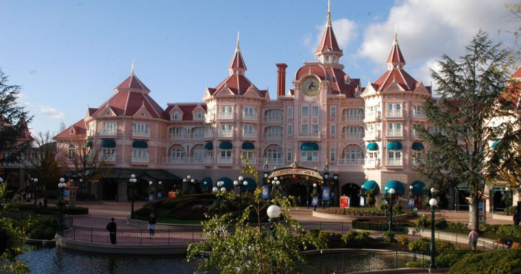Disneyland Hotel Update from D23, first glimpse at The Royal Banquet