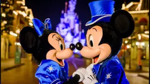 Mickey and Minnie Birthday 2023 disneyland paris