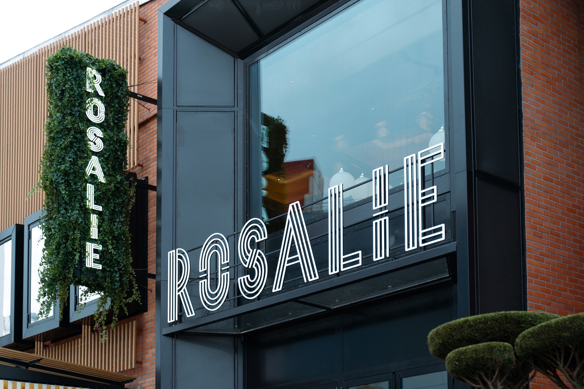 Brasserie Rosalie Opens Today, Experience French Cuisine within the Disney Village, Disneyland Paris